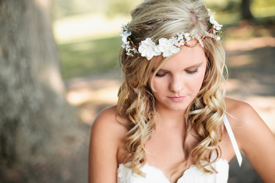 white flower headpiece