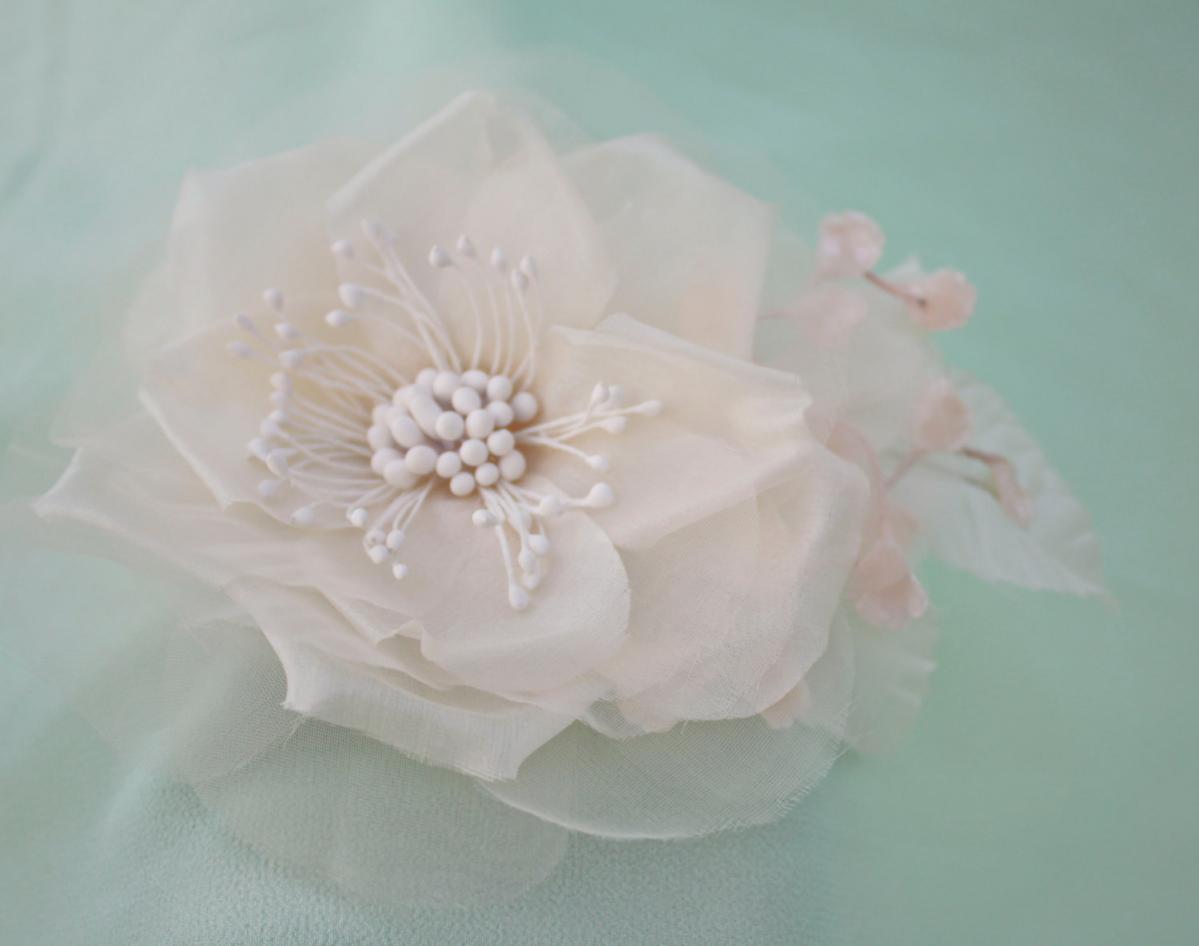 Wedding Hair Accessories, Bridal Hair Clip, Silk Flower Hair Clip, White Bridal Hairpiece